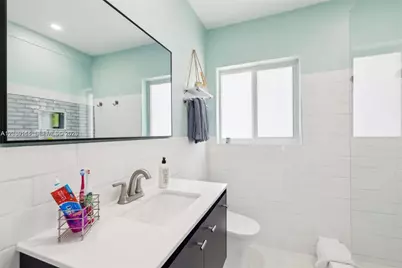 1187 Hillsboro Mile #4W, Hillsboro Beach, FL 33062 - Photo 22