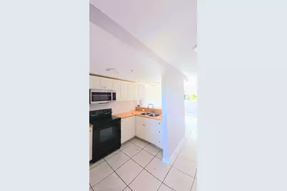 328 NW 12th Ave #12, Miami, FL 33128 - Photo 6