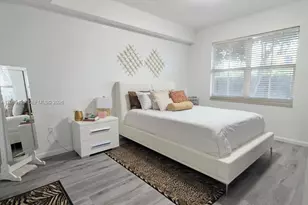11403 NW 89th St, Doral, FL 33178 - Photo 12