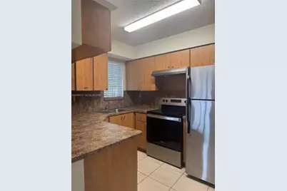 17440 NW 67th Ct #L-15, Hialeah, FL 33015 - Photo 6