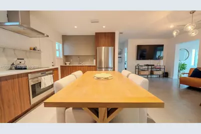 1321 NW 52nd St, Miami, FL 33142 - Photo 12