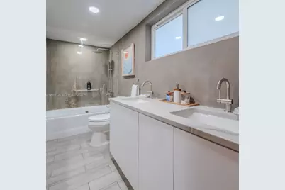 1321 NW 52nd St, Miami, FL 33142 - Photo 4