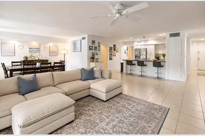 15528 Braemar Ct, Miami Lakes, FL 33014 - Photo 2