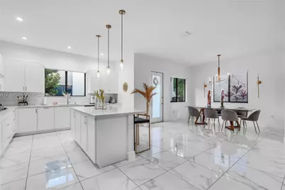 4363 NW 81st Ave, Doral, FL 33166 - Photo 6