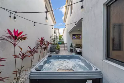 4363 NW 81st Ave, Doral, FL 33166 - Photo 38