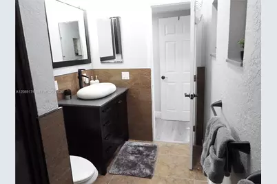 1711 N 50th Ave, Hollywood, FL 33021 - Photo 28