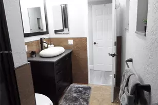 1711 N 50th Ave, Hollywood, FL 33021 - Photo 28