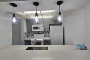 8180 Geneva Ct, Doral, FL 33166 - Photo 1