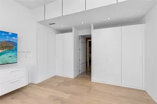 6800 Indian Creek Dr, Miami Beach, FL 33141 - Photo 10
