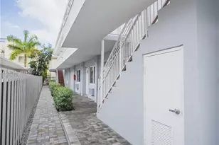 7911 Abbott Ave, Miami Beach, FL 33141 - Photo 16