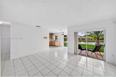 7557 SW 164th Ct, Miami, FL 33193 - Photo 8