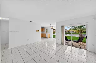 7557 SW 164th Ct, Miami, FL 33193 - Photo 8