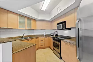 16699 Collins Ave, Sunny Isles Beach, FL 33160 - Photo 4