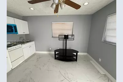 12620 SW 188th St #E, Miami, FL 33177 - Photo 8