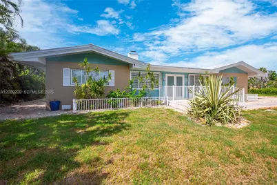 5885 Pine Tree, Sanibel, FL 33957 - Photo 12