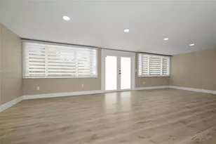 5885 Pine Tree, Sanibel, FL 33957 - Photo 16