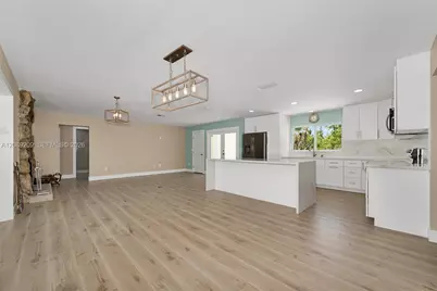 5885 Pine Tree, Sanibel, FL 33957 - Photo 18