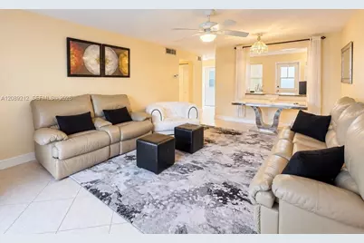 400 NE 14th Ave #419, Hallandale Beach, FL 33009 - Photo 2