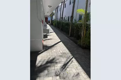 1611 West Ave #10, Miami Beach, FL 33139 - Photo 12