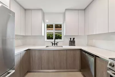 45 Palermo Ave, Coral Gables, FL 33134 - Photo 6