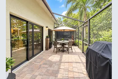 7642 NW 38th Ct, Sunrise, FL 33351 - Photo 16