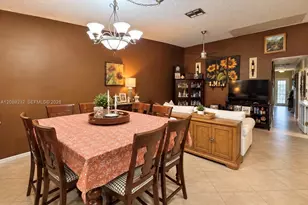 7642 NW 38th Ct, Sunrise, FL 33351 - Photo 8
