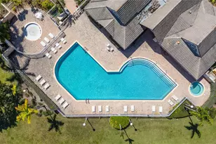816 NW 208th Way, Pembroke Pines, FL 33029 - Photo 4