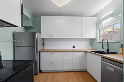 1010 SW 8th Ave, Miami, FL 33130 - Photo 16