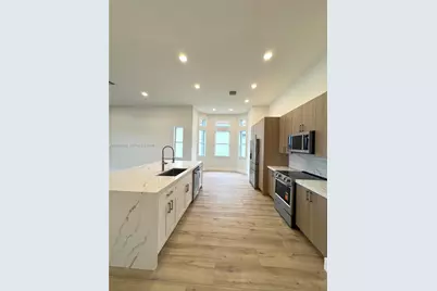 6525 Pavone St, Lake Worth, FL 33467 - Photo 8
