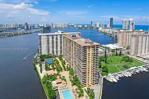290 174th St, Sunny Isles Beach, FL 33160 - Photo 30