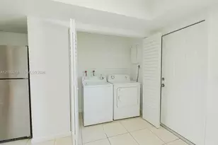 25513 SW 107th Ct, Homestead, FL 33032 - Photo 4