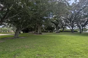 9471 Evergreen Pl, Davie, FL 33324 - Photo 18