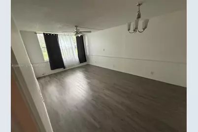 9471 Evergreen Pl #106, Davie, FL 33324 - Photo 2