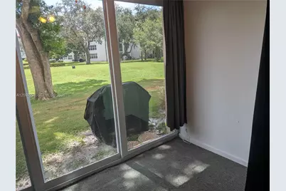 9471 Evergreen Pl #106, Davie, FL 33324 - Photo 4