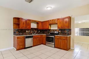 800 NW 46th St, Miami, FL 33127 - Photo 4