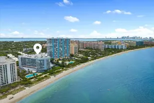 600 Grapetree Dr, Key Biscayne, FL 33149 - Photo 4