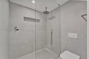 600 Grapetree Dr, Key Biscayne, FL 33149 - Photo 34
