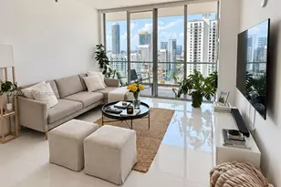 79 SW 12th St, Miami, FL 33130 - Photo 10