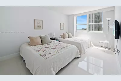 1155 Brickell Bay Dr #1001, Miami, FL 33131 - Photo 18
