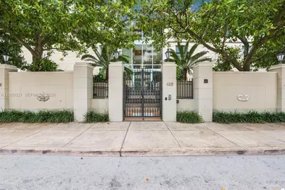610 Valencia Ave #502, Coral Gables, FL 33134 - Photo 2