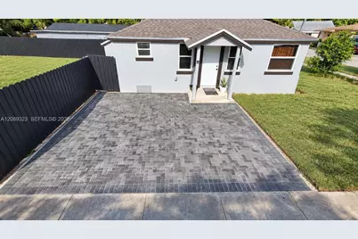 10805 NW 10th Ave, Miami, FL 33168 - Photo 16