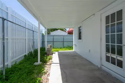 27 SW 55th Ave Rd #S, Miami, FL 33134 - Photo 12