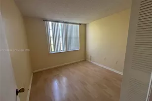 10855 SW 112th Ave, Miami, FL 33176 - Photo 16