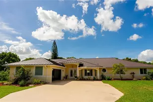 20430 SW 53rd Pl, Pembroke Pines, FL 33332 - Photo 2