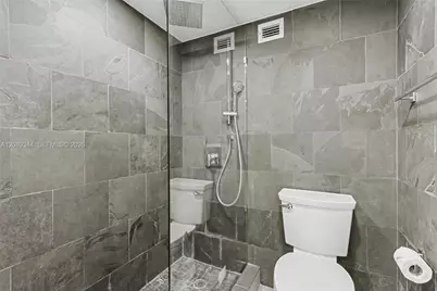 6039 Collins Ave #407, Miami Beach, FL 33140 - Photo 14