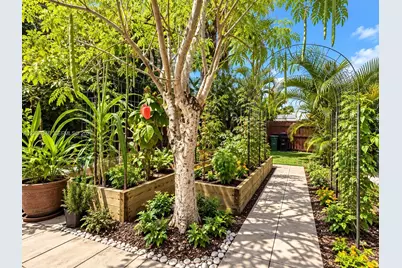 1526 NE 135th St, North Miami, FL 33161 - Photo 24