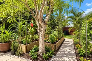 1526 NE 135th St, North Miami, FL 33161 - Photo 24