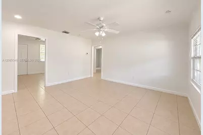1526 NE 135th St, North Miami, FL 33161 - Photo 6