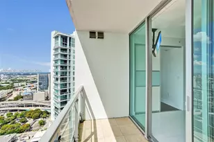 92 SW 3rd St, Miami, FL 33130 - Photo 32