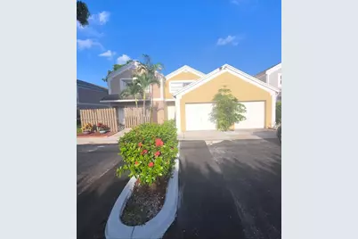1393 NW 124th Ave #1393, Pembroke Pines, FL 33026 - Photo 1